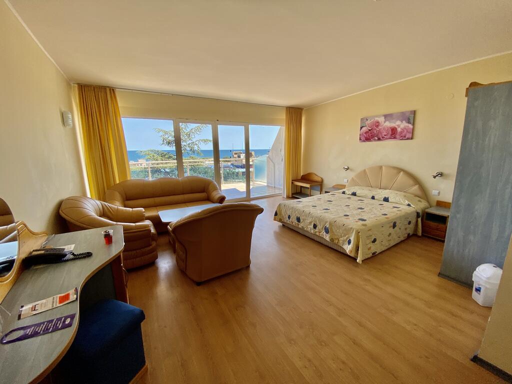 PERLA_HOTEL_GOLDEN_BEACH_NISIPURILE_DE_AUR_BULGARIA_AIR_TOUR_TRAVEL